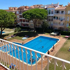 Apartamento Para 4 Personas A 200 M De La Playa. Empuriabrava